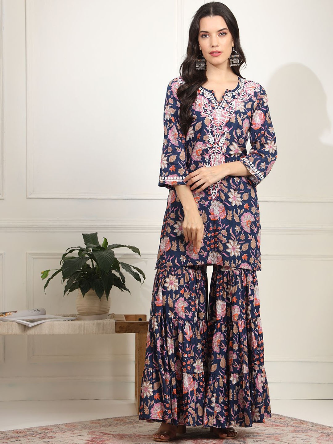 

SUFIZA LIFESTYLE Floral Printed Pure Cotton Straight Kurti With Sharara, Blue