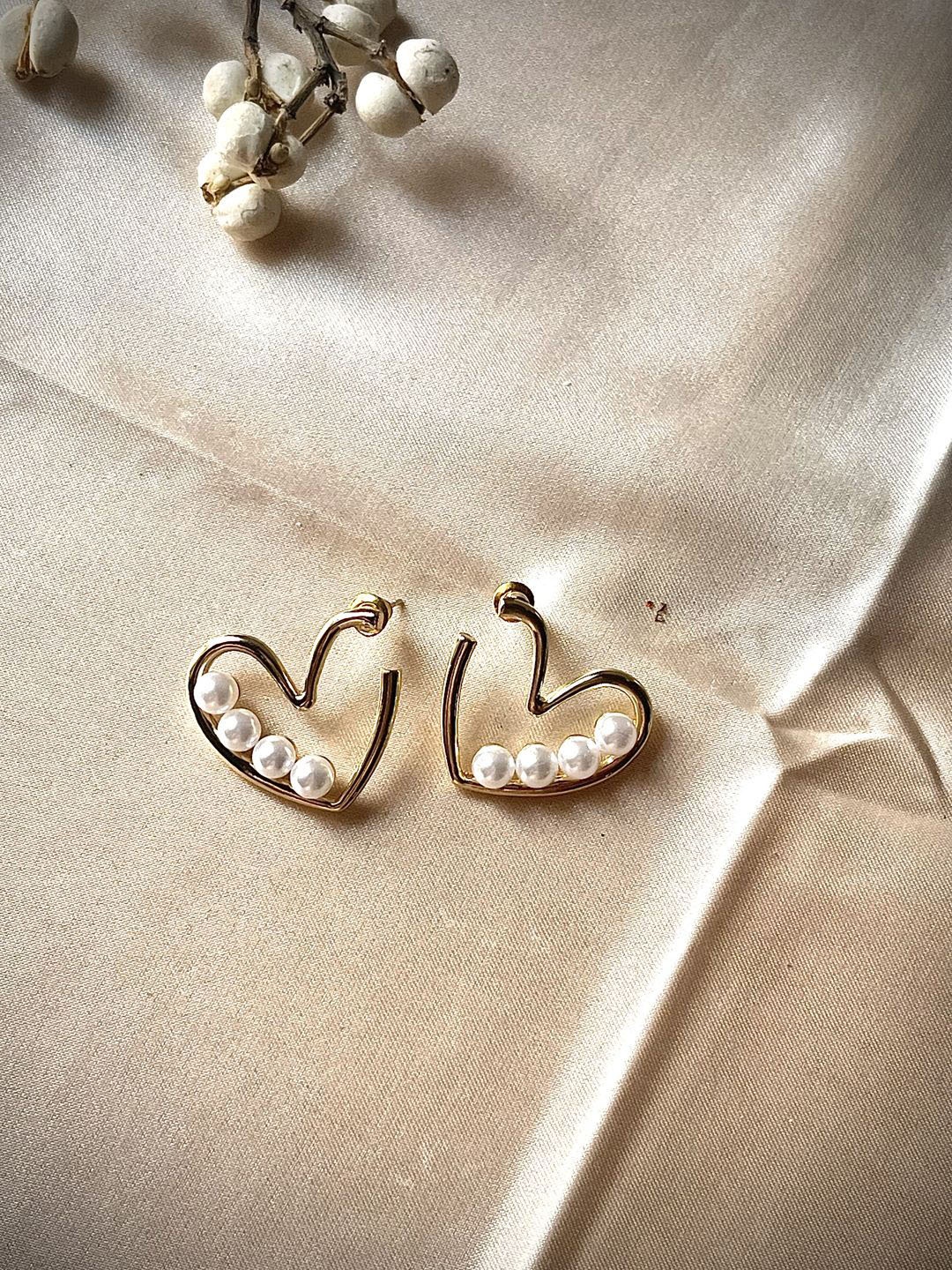 

Just Lil Things Pearls Beaded Heart Shaped Studs, Gold