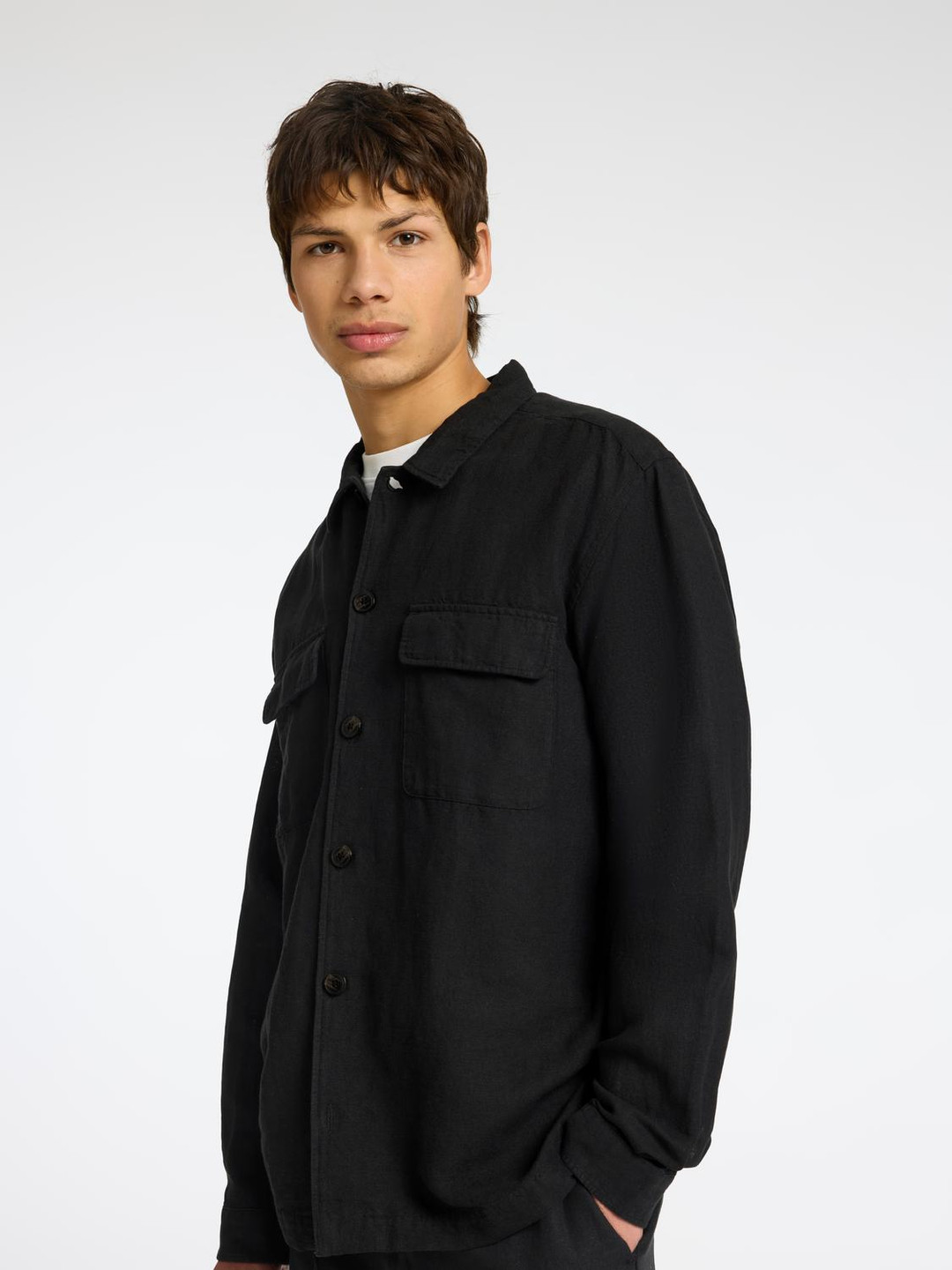 

SELECTED Men Spread Collar Solid Casual Shacket, Black