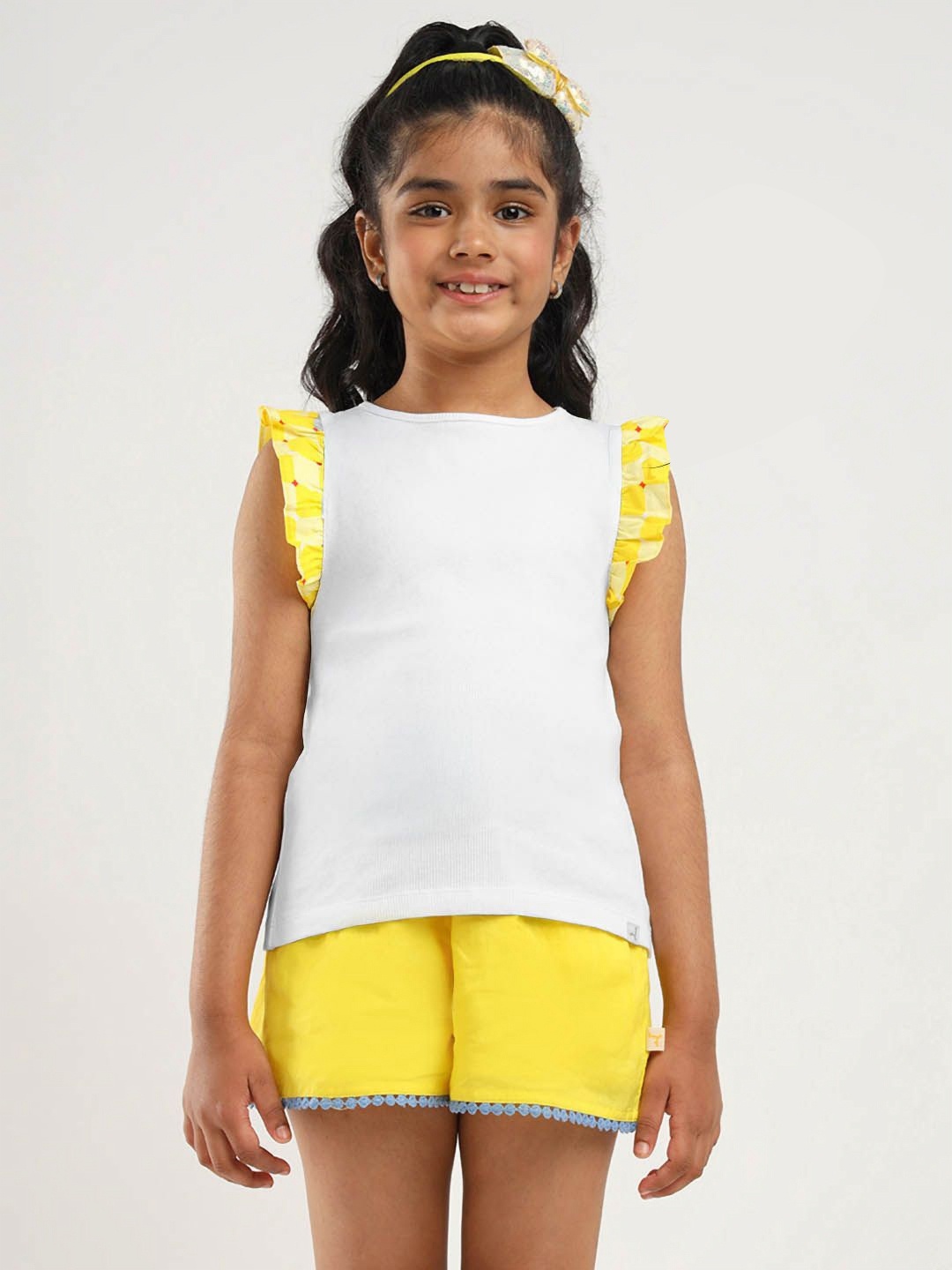 

Somersault Girls Solid Round Neck T-shirt, White