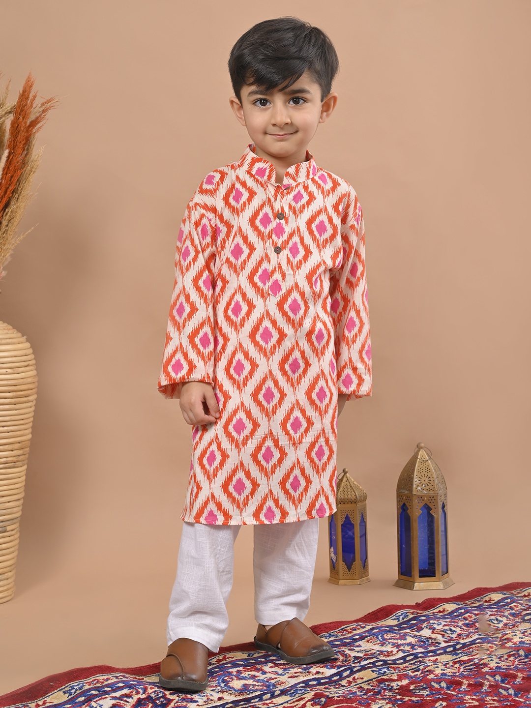 

Sangria Red Boys Ethnic Motifs Printed Mandarin Collar Pure Cotton Kurta With Pyjamas