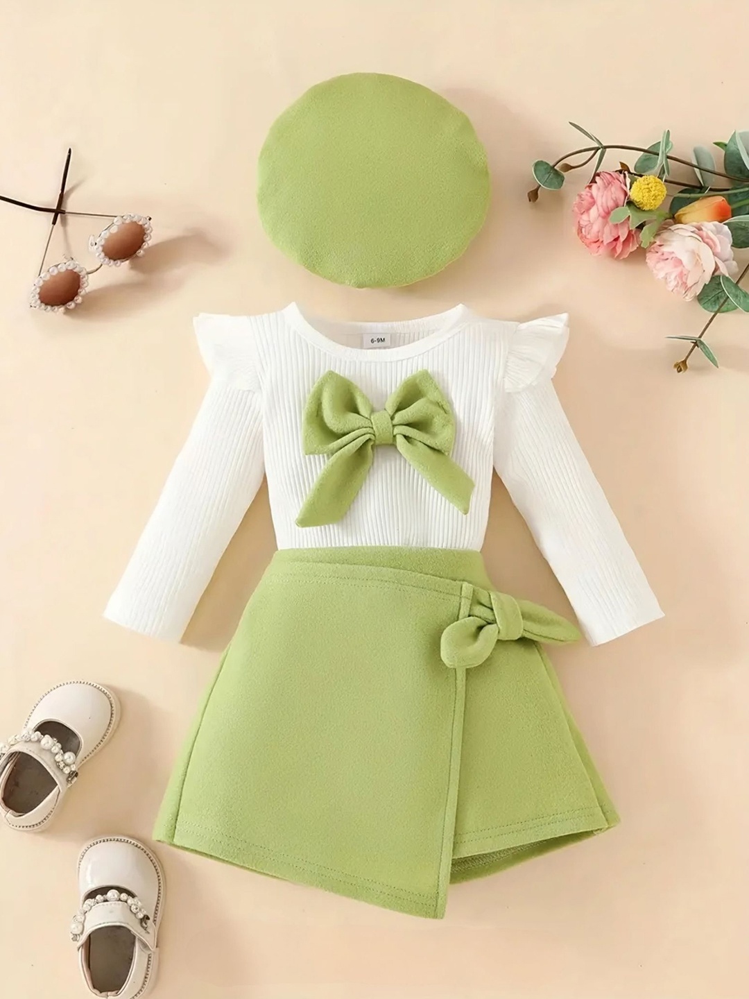 

BR WORLD COLLECTION Girls Self Design Long Sleeves Top With Skirt, White