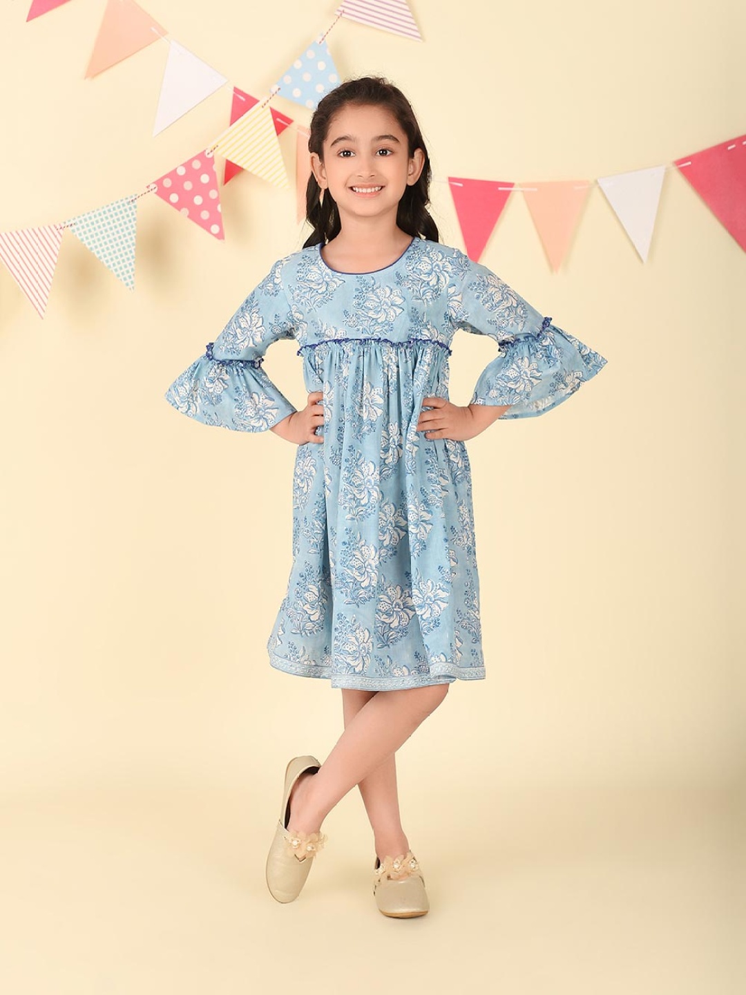 

Fabindia Girls Floral Printed Bell Sleeve Cotton Empire Dress, Blue