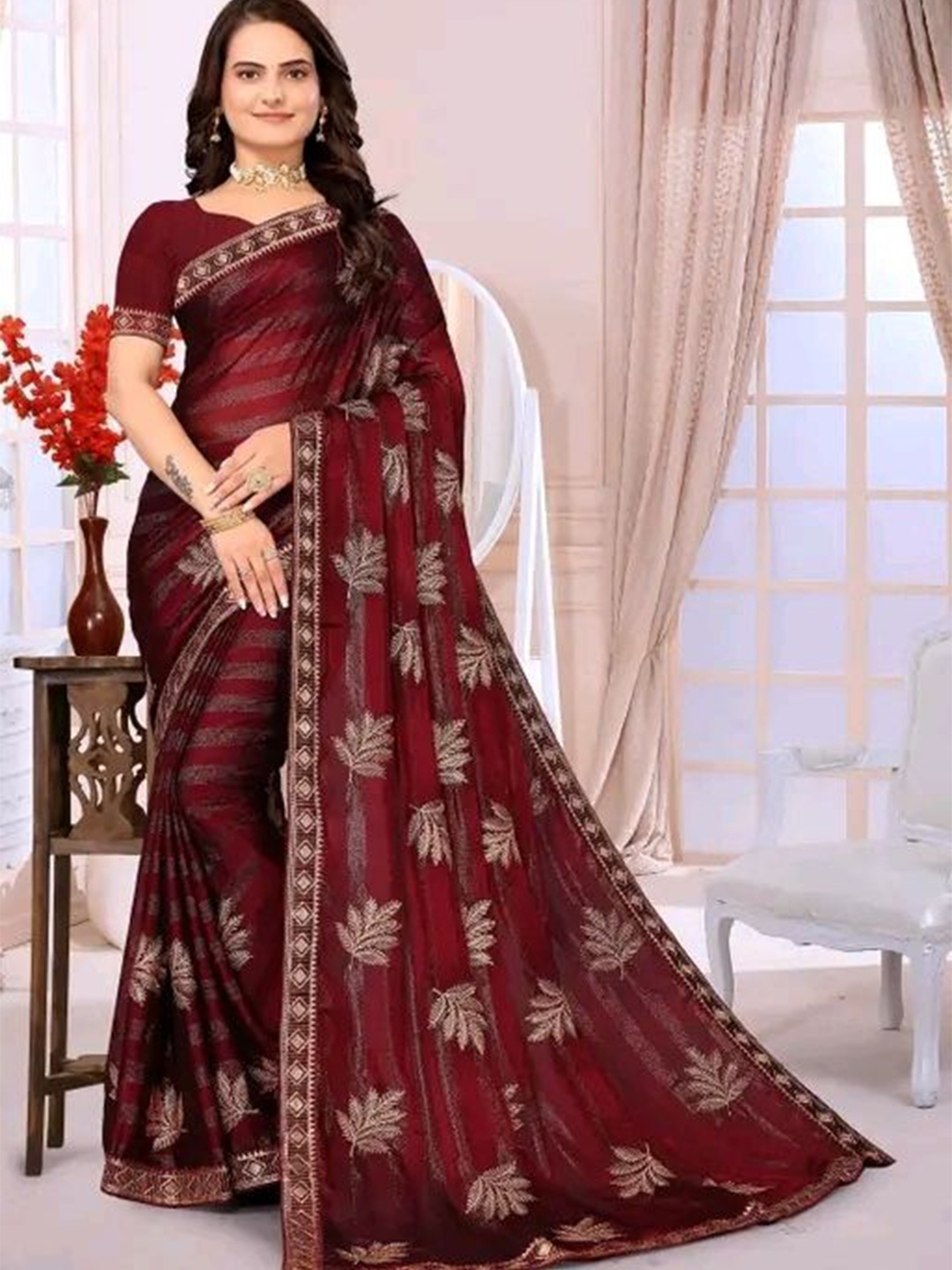 

KHRITI FAB Women Floral Embroidered Saree, Maroon