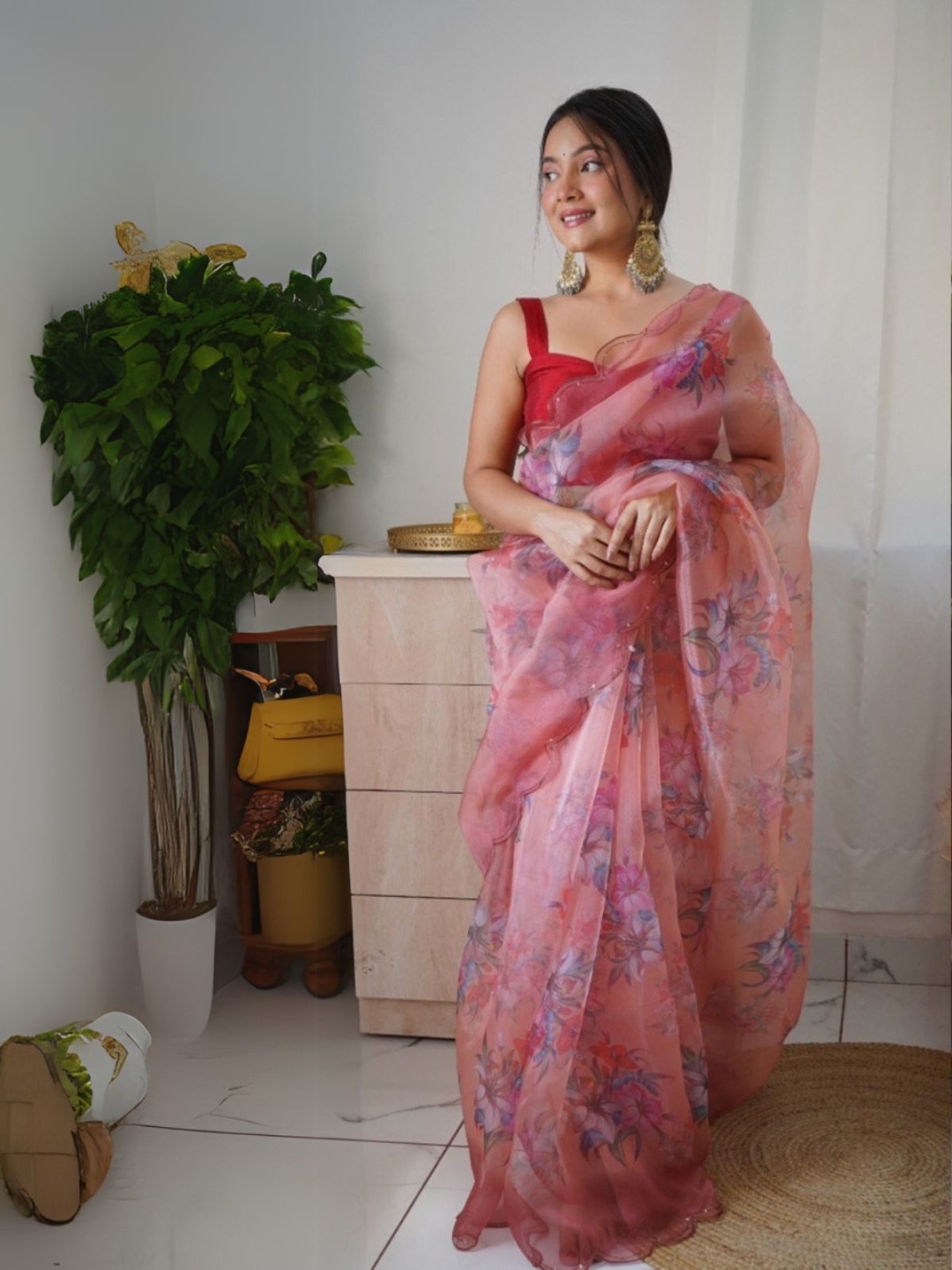 

ODETTE Floral Sequinned Organza Saree, Peach