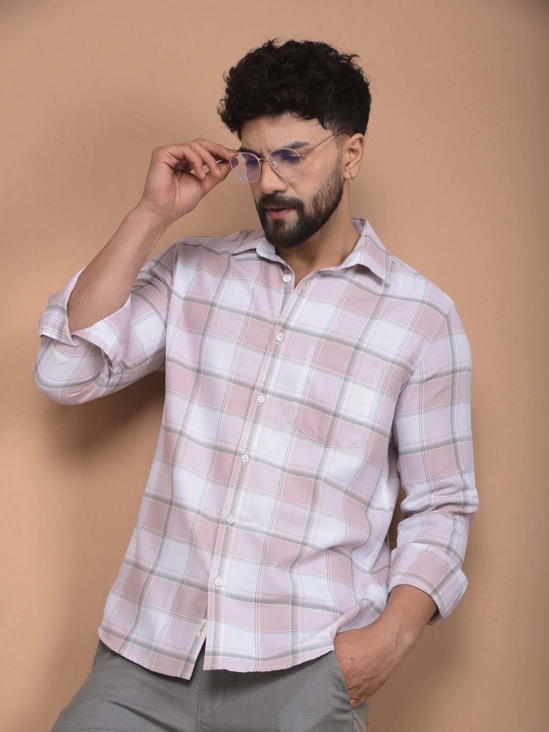 

Crimsoune Club Men Premium Slim Fit Spread Collar Windowpane Checked Cotton Casual Shirt, Pink