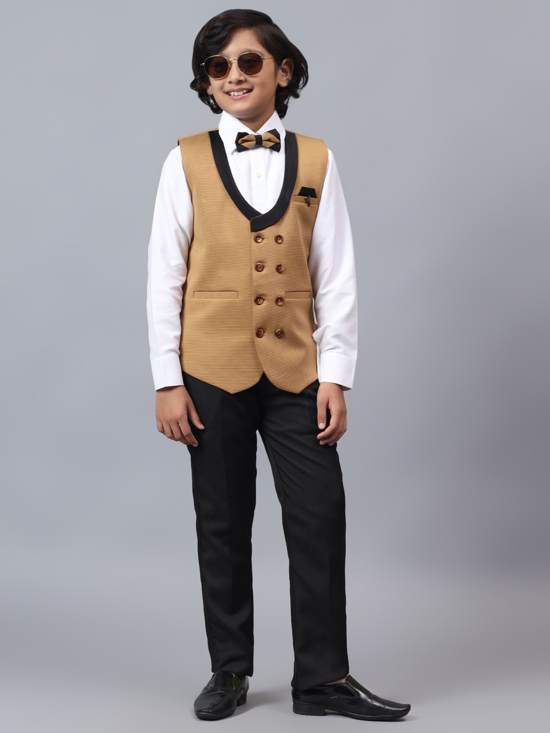 

BAESD Boys Self design Double-Breasted Tuxedo Three-Piece Formal Suit, Brown