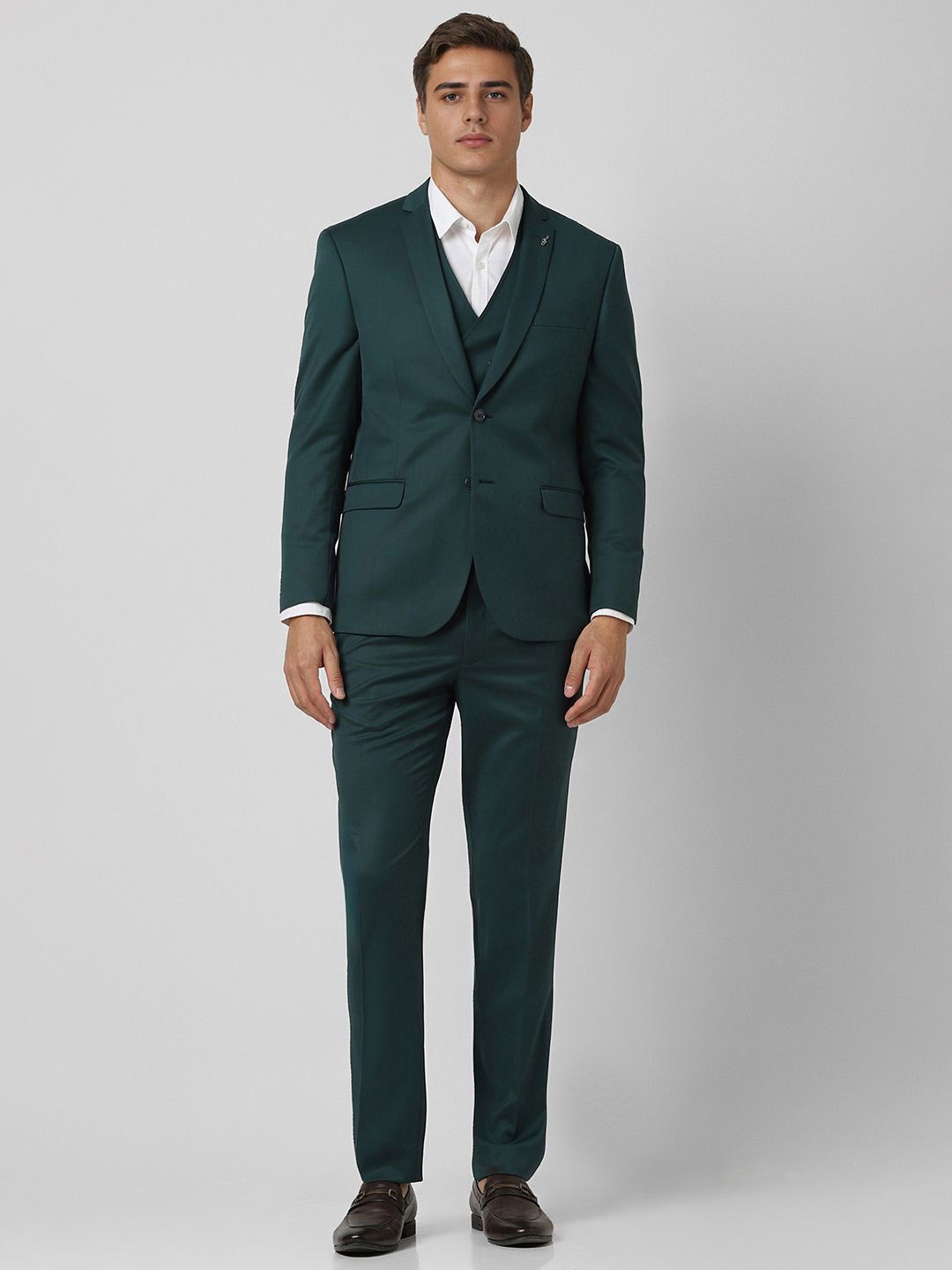 

Van Heusen Textured Slim Fit Single-Breasted Three Piece Party Suit, Green