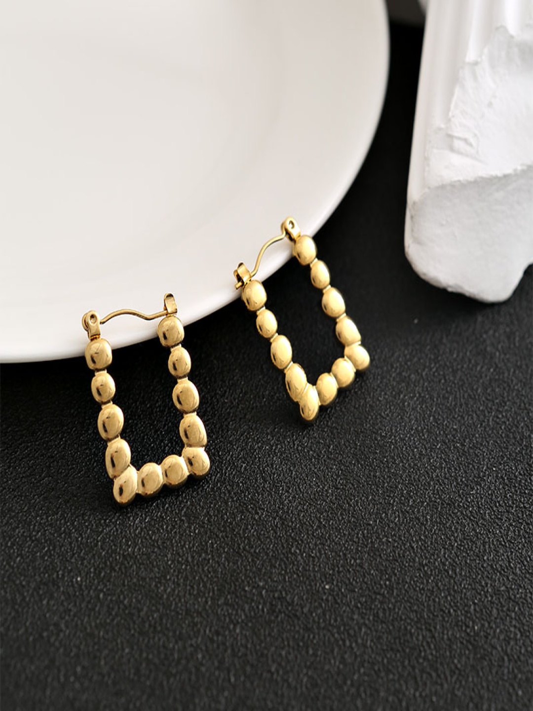 

DIVASTRI Stainless Steel Gold-Plated Contemporary Shaped Hoop Earrings