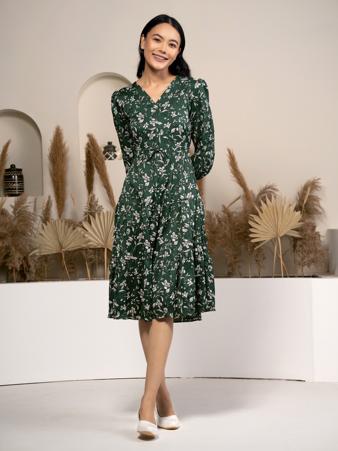 

DressBerry Women Floral Printed Puff Sleeve Fit & Flare Dress, Green