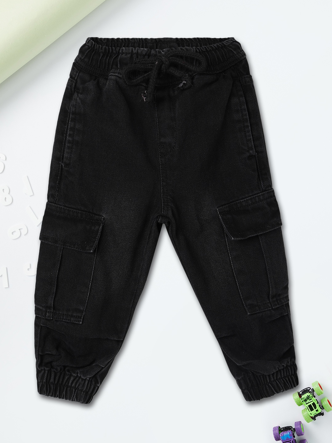 

max Boys Low Distress Jeans, Black