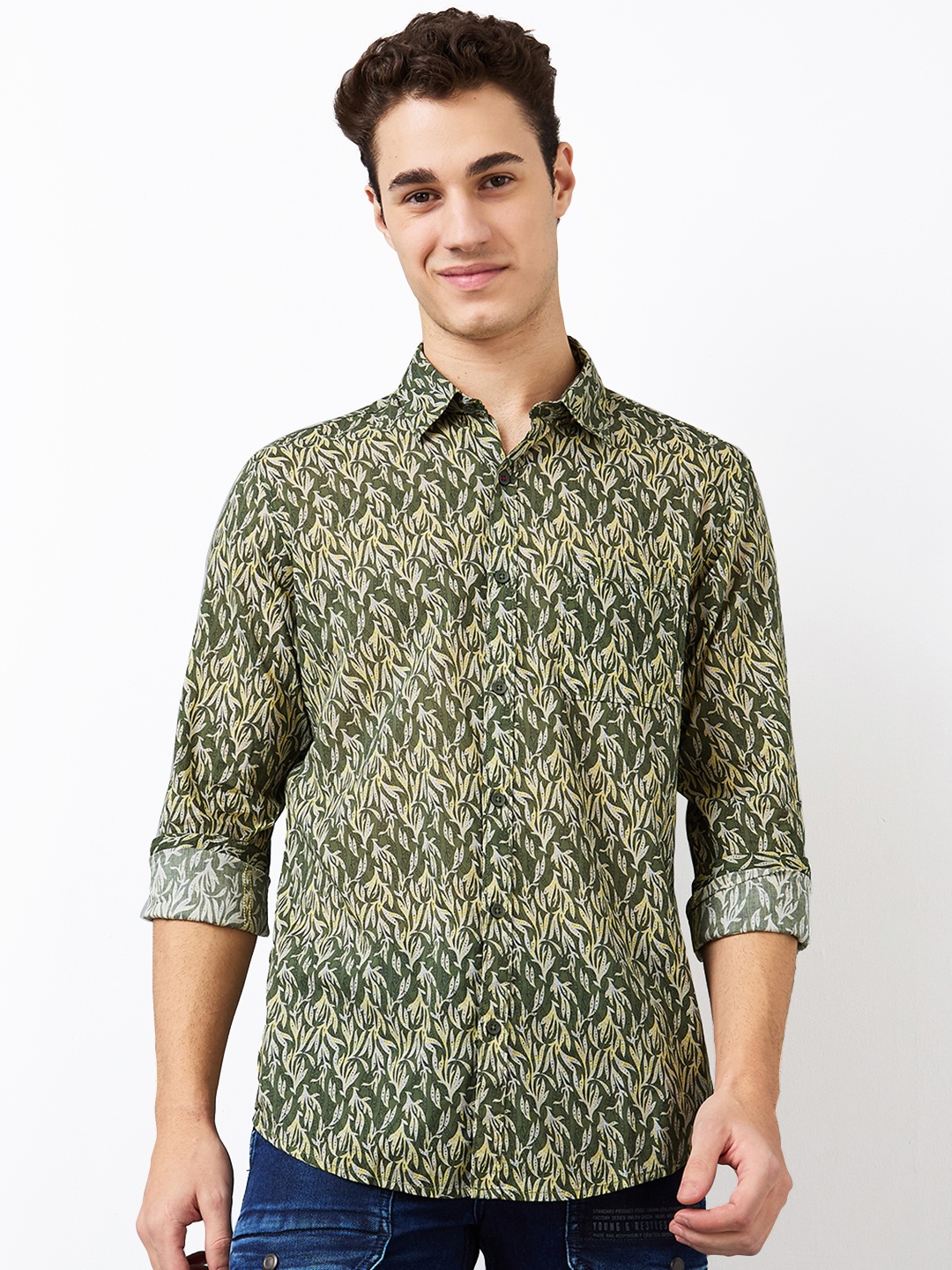 

SPYKAR Men Spread Collar Floral Printed Cotton Casual Shirt, Green