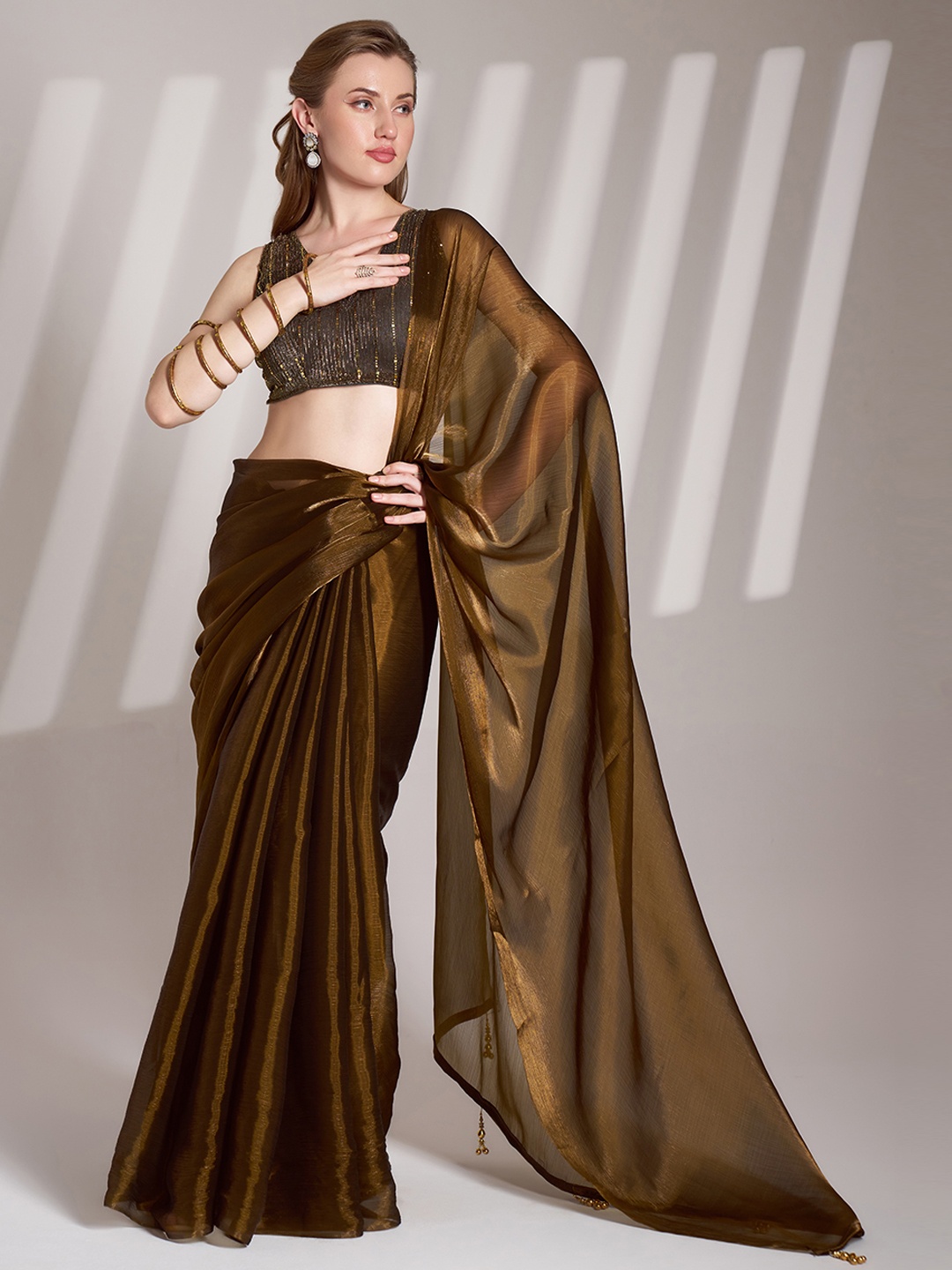 

Mitera Organza Saree With Blouse Piece, Copper