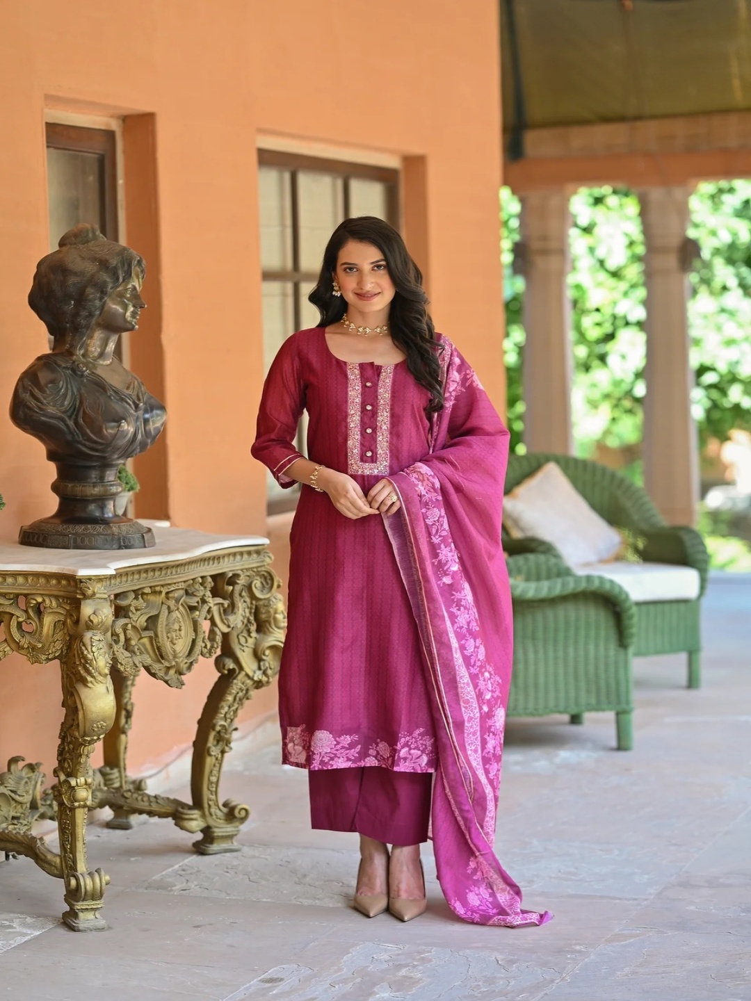 

Ethnic Yard Printed Embroidered Thread Work Kurta With Trousers And Dupatta, Pink