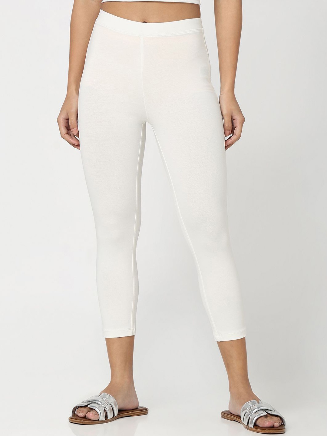 

R&B Women Three Fourth Length Cotton Leggings, White