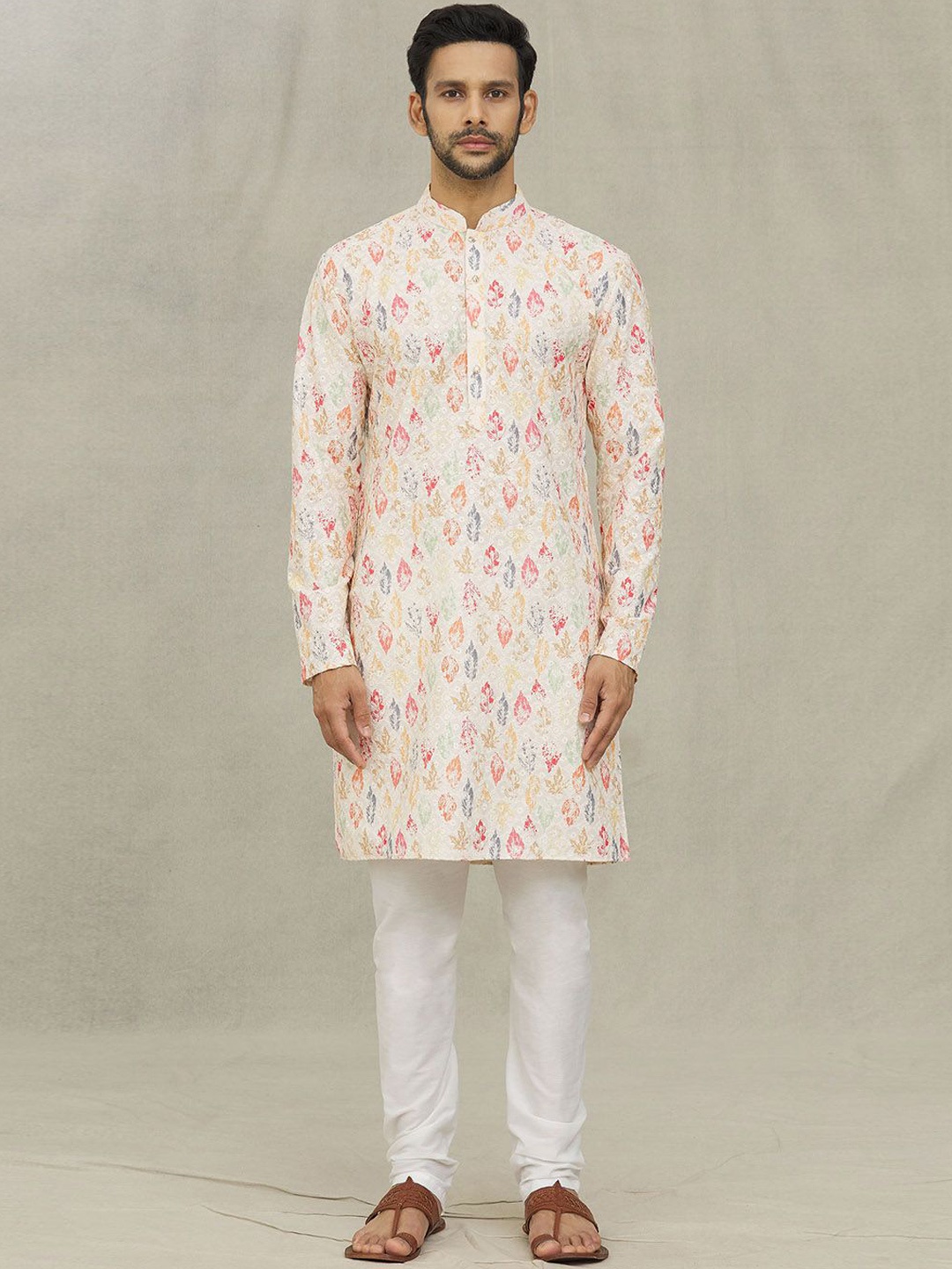 

Arihant Rai Sinha Men Printed Regular Pure Cotton Kurta with Churidar, White