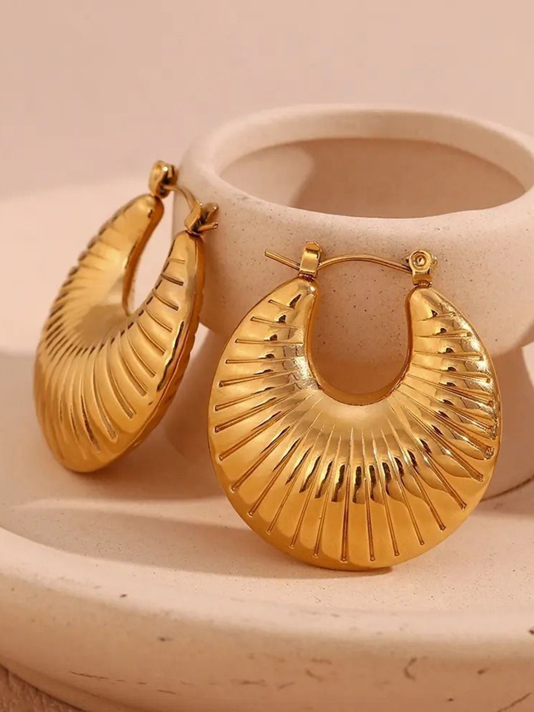 

MEENAZ Gold-Plated Stainless Steel Crescent Shaped Hoop Earrings