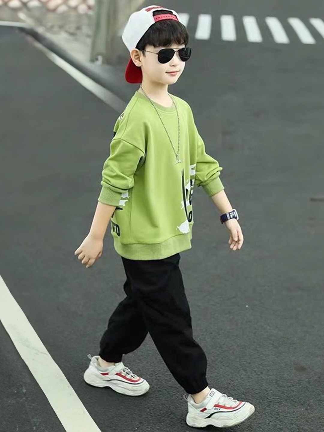 

BILLYBALL Kids Printed Long Sleeves Pure Cotton Sweatshirt With Joggers, Green