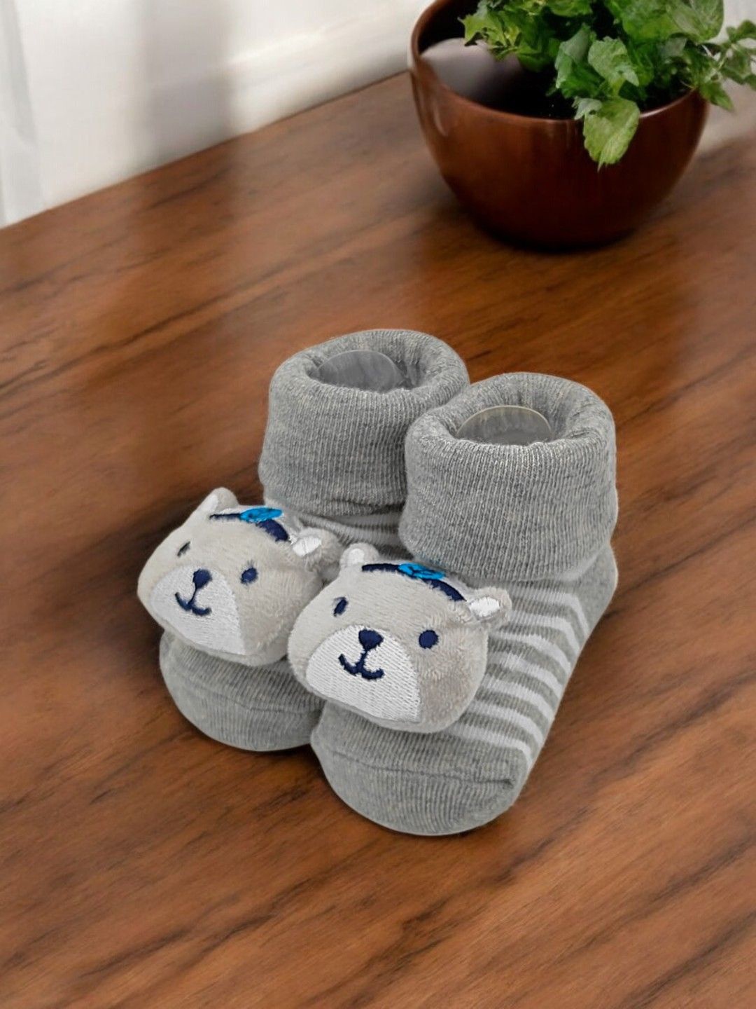 

Yellow Bee Boys Patterned Cotton Ankle Length Socks, Grey