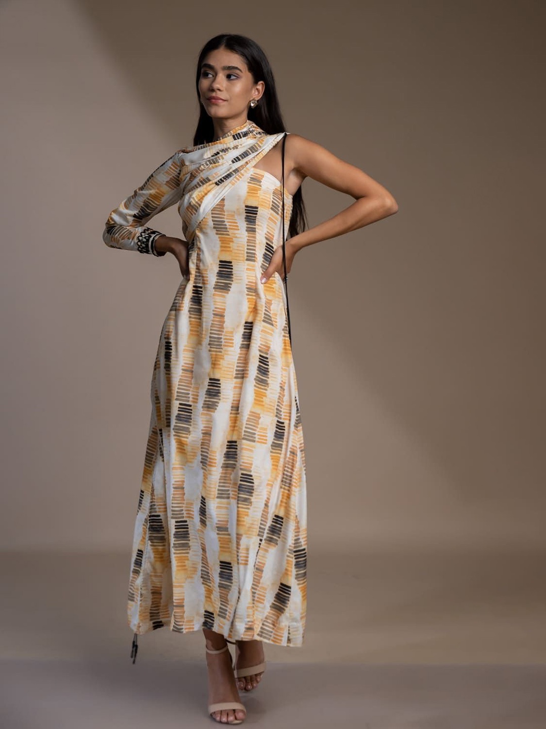 

Mamicha Print Slit Sleeve Georgette Maxi Midi Dress, Yellow