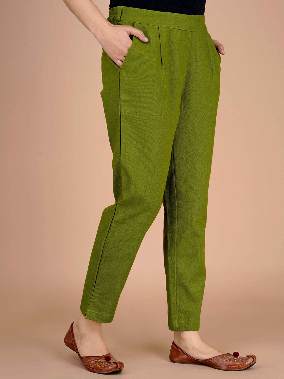 

JONAYA Women Cotton Mid Rise Trousers, Olive