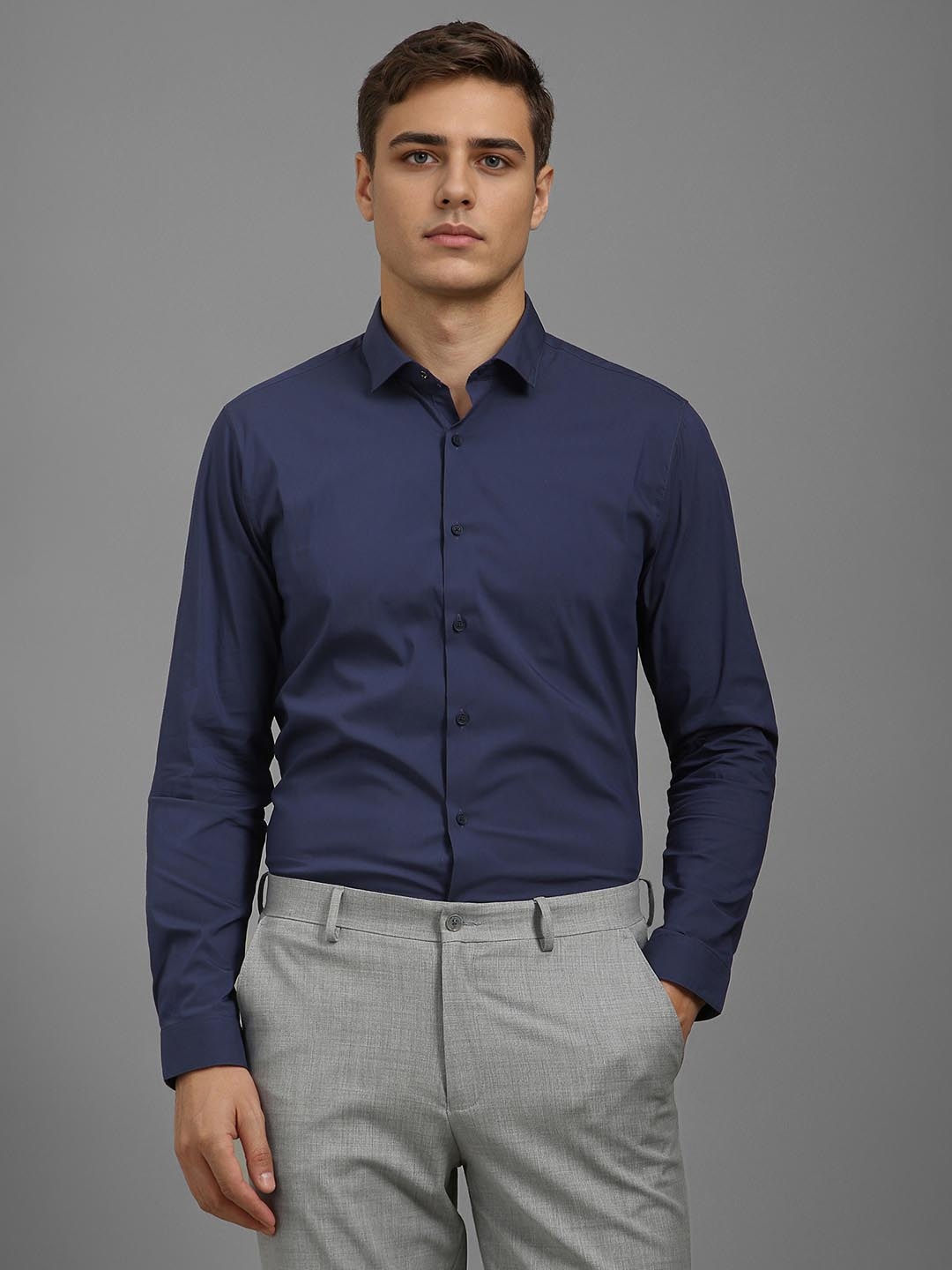 

Louis Philippe Sport Men Super Slim Fit Solid Casual Cotton Shirt, Navy blue