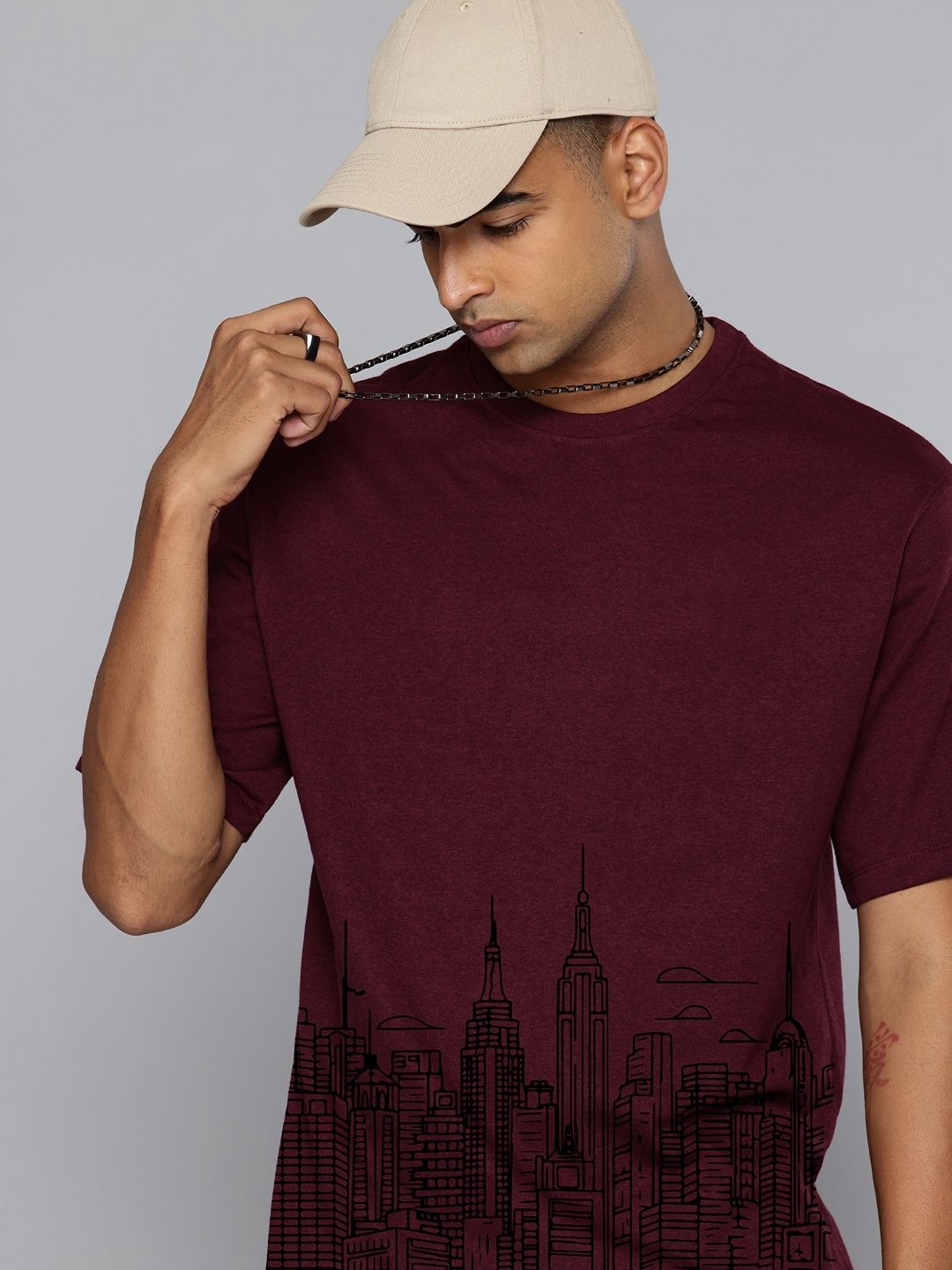 

Moda Rapido Men Graphic Printed Round Neck Cotton Relaxed Fit T-shirt, Burgundy