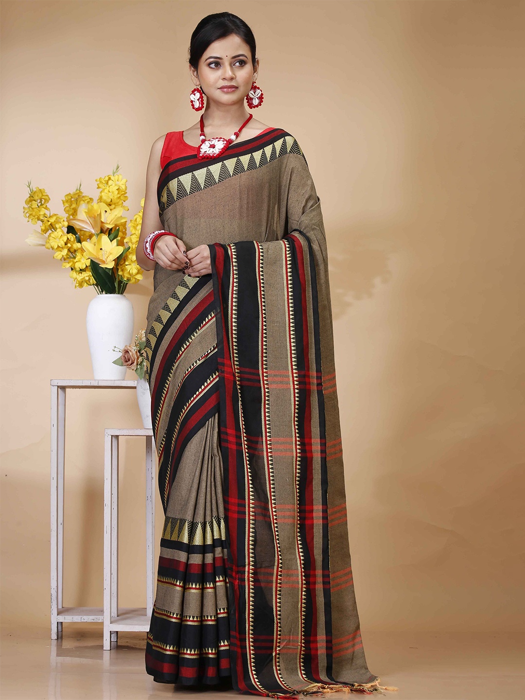 

SRILOK Woven Design Pure Cotton Fusion Khadi Saree, Beige