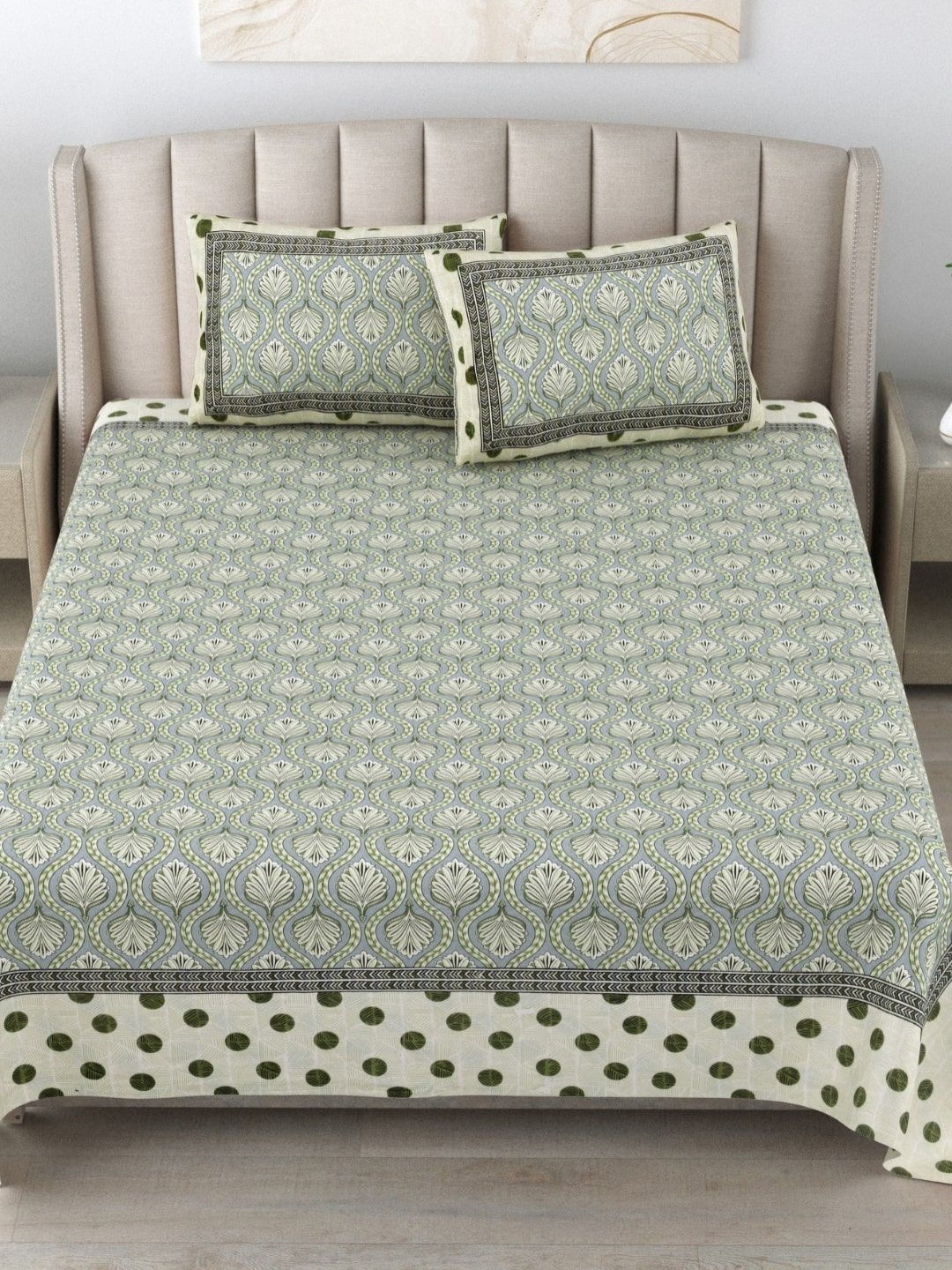 

JAIPUR FABRIC Beige & Green Floral 180 TC King Bedsheet with 2 Pillow Covers