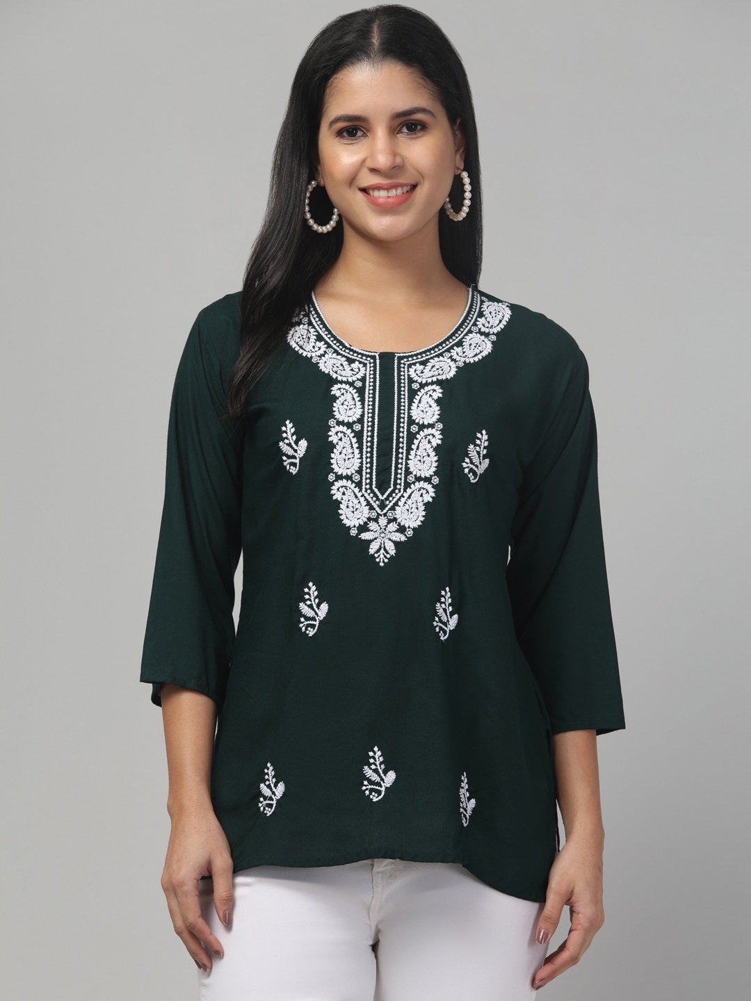 

Trend Level Women Floral Embroidered Kurti, Green