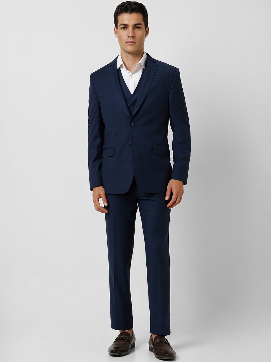 

Van Heusen Slim-Fit Single-Breasted Three Piece Party Suit, Navy blue