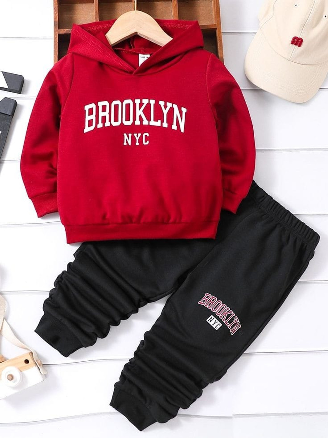 

BILLYBALL Unisex Kids Printed, Red