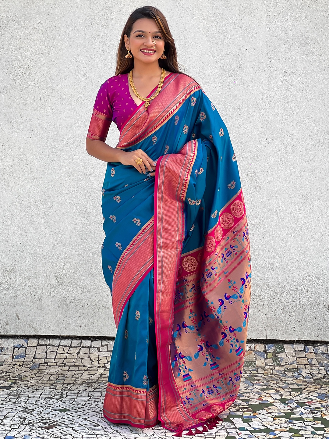 

Mitera Woven Design Zari Paithani Saree, Teal
