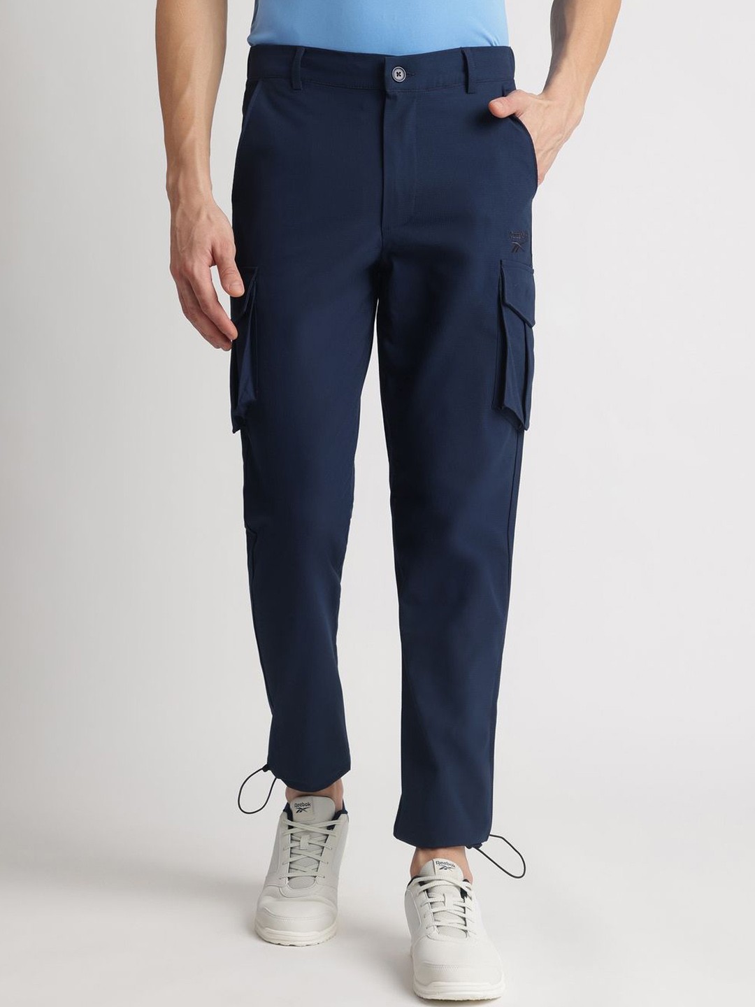 

Reebok Men Mid Rise Trousers, Navy blue