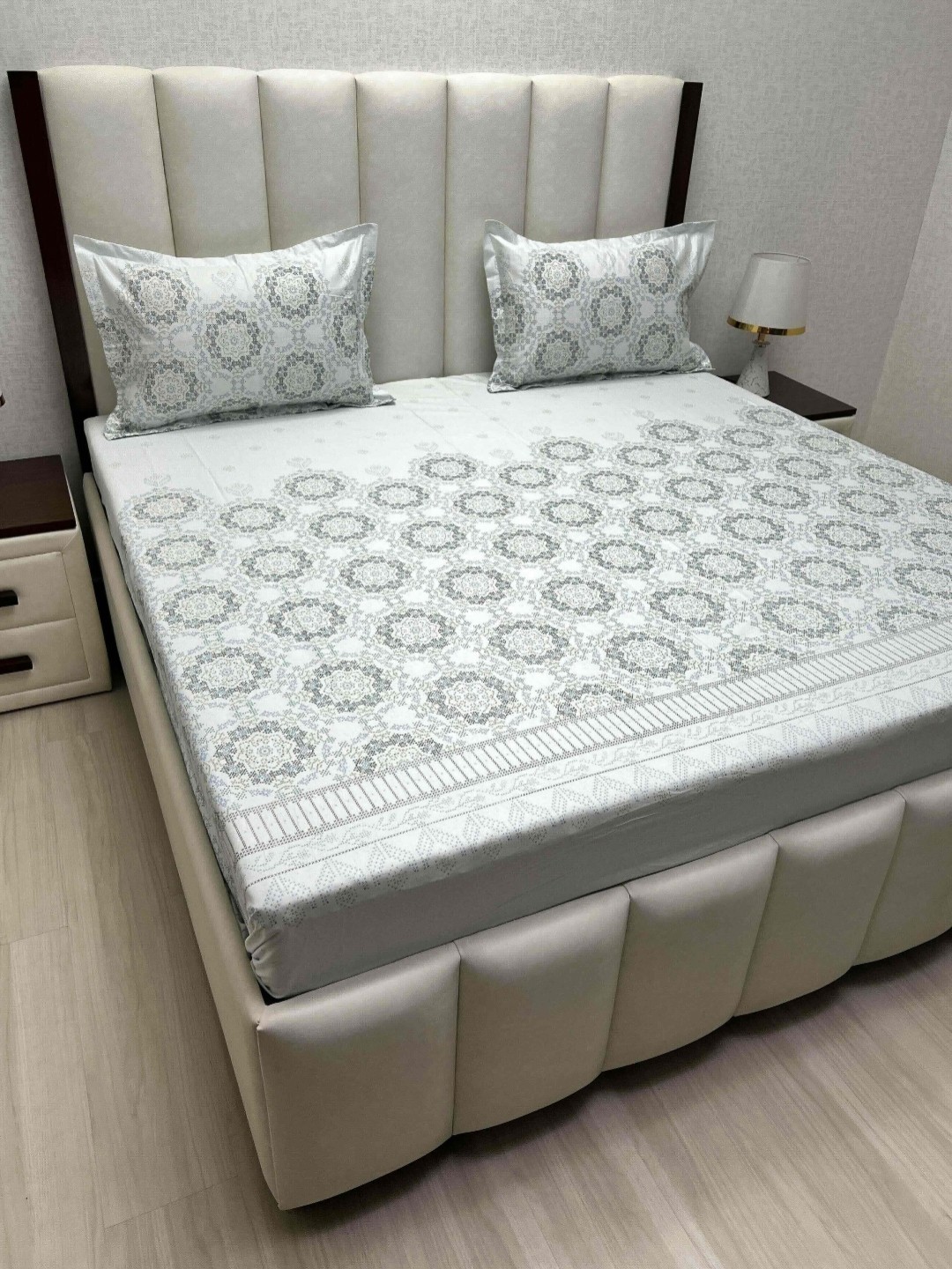

Pure Decor Blue & Grey Ethnic Motifs Queen Bedsheet with 2 Pillow Covers