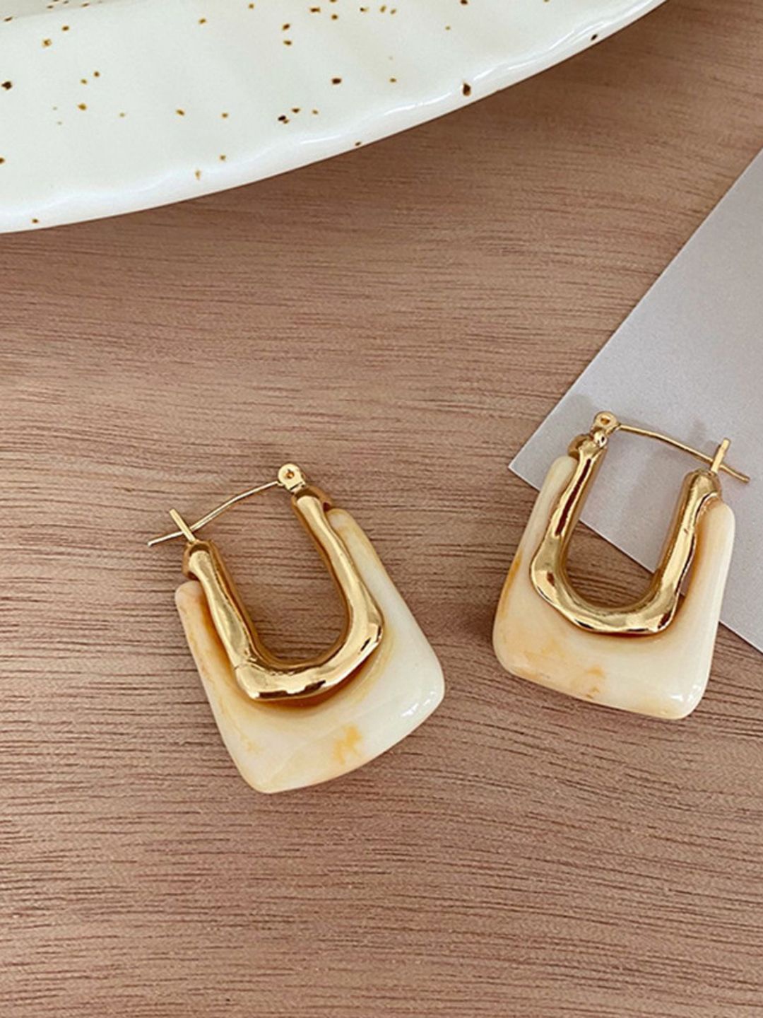

Just Lil Things Contemporary Hoops, Gold