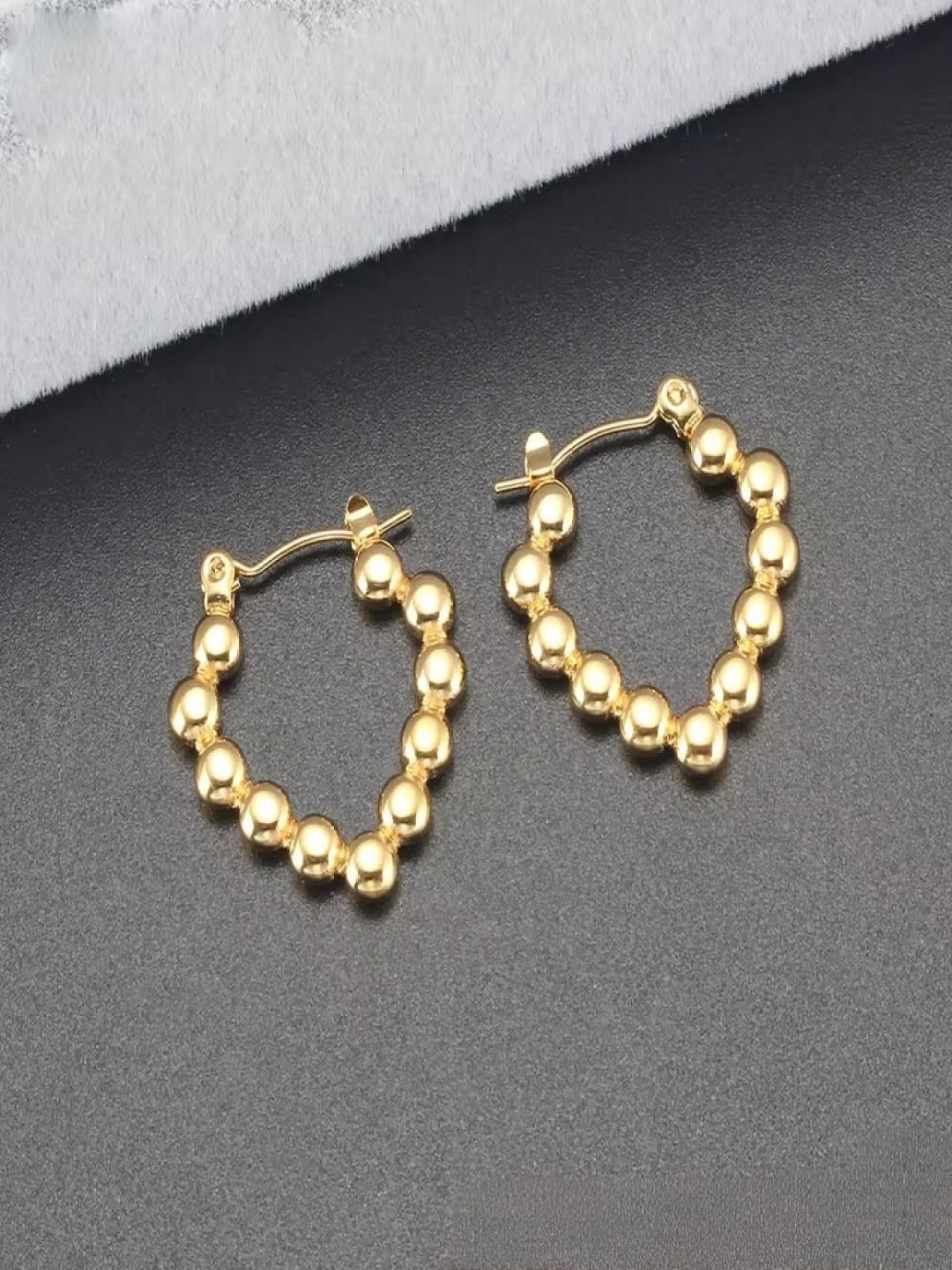 

DIVASTRI Stainless Steel Gold-Plated Contemporary Shaped Hoop Earrings