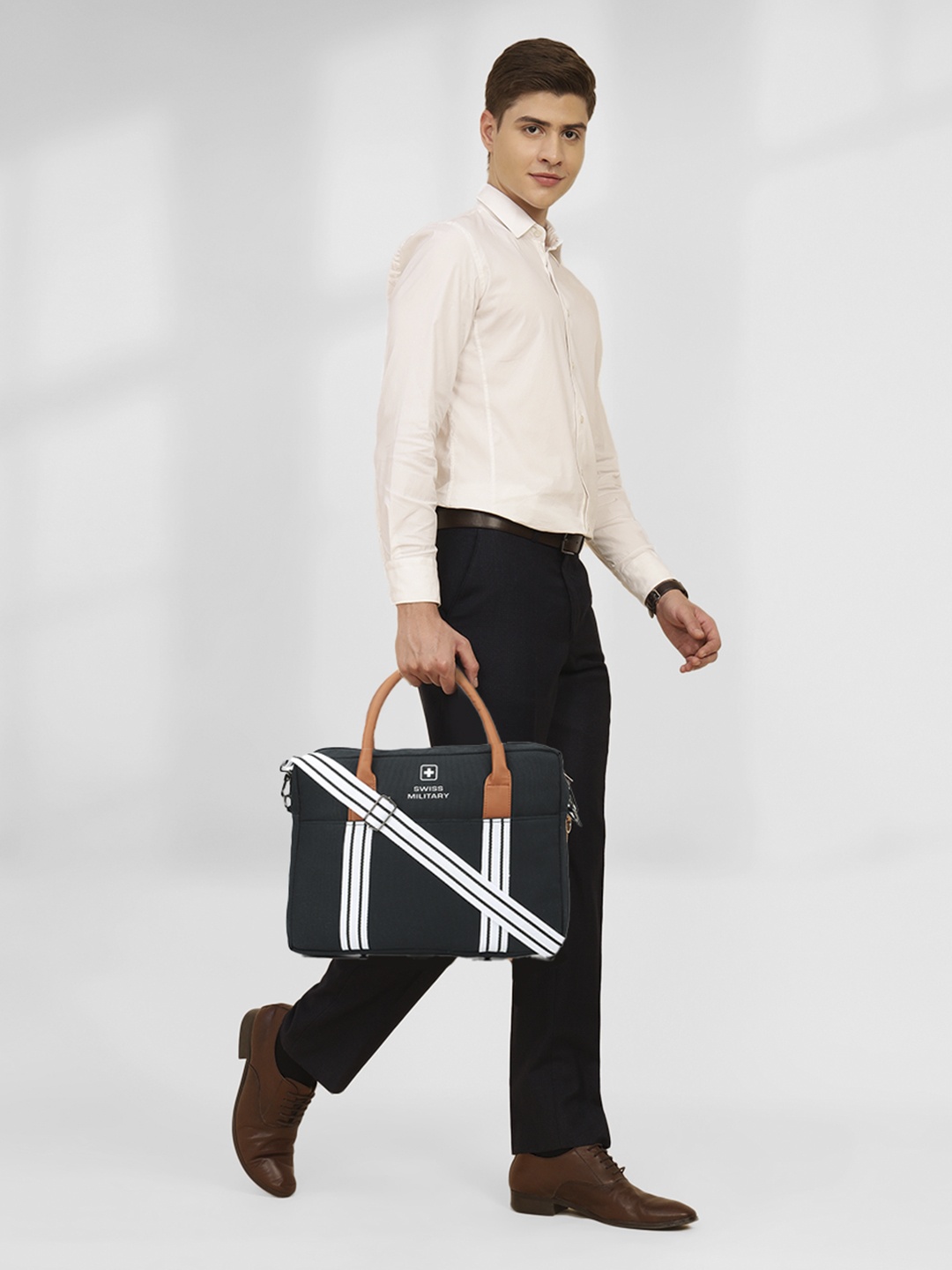 

SWISS MILITARY Unisex Striped Laptop Bag, Blue