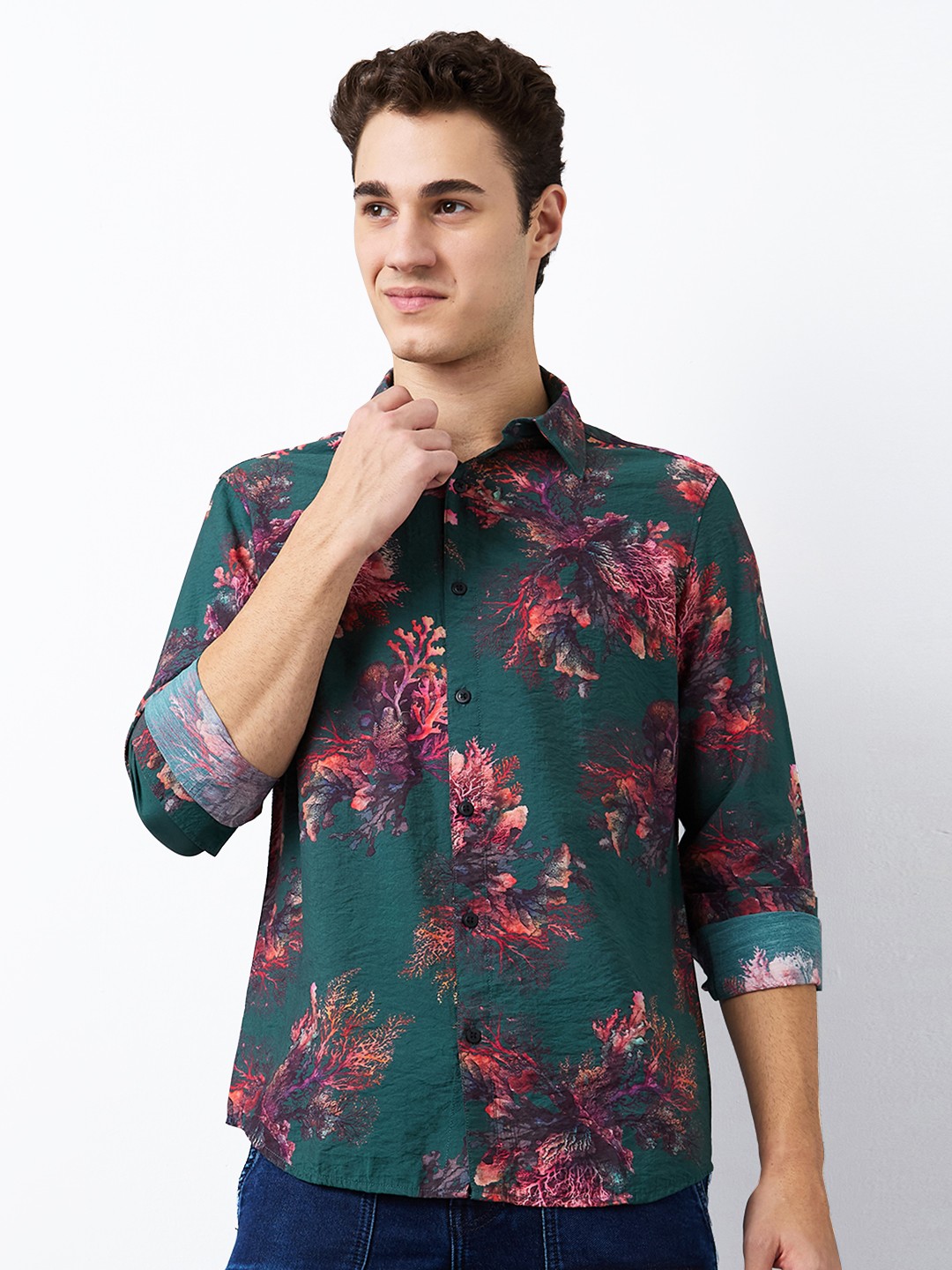 

SPYKAR Men Spread Collar Floral Printed Casual Shirt, Green