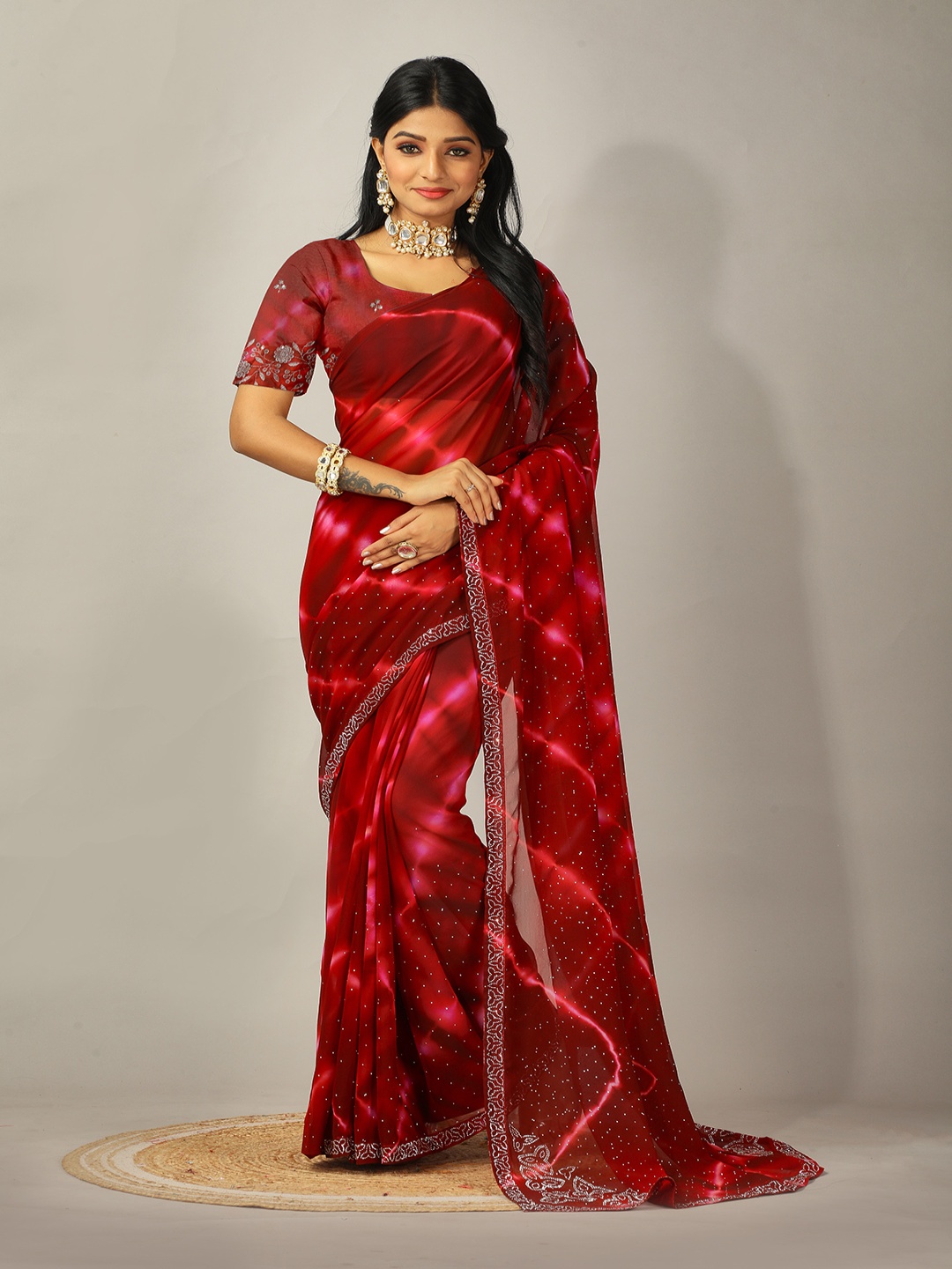 

NIRMAL CREATION Tie and Dye Beads and Stones Pure Georgette Saree, Burgundy