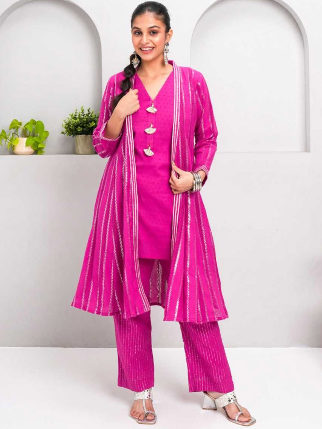 

Label Ishnya Printed V-Neck Pure Cotton Tunic With Trousers, Pink