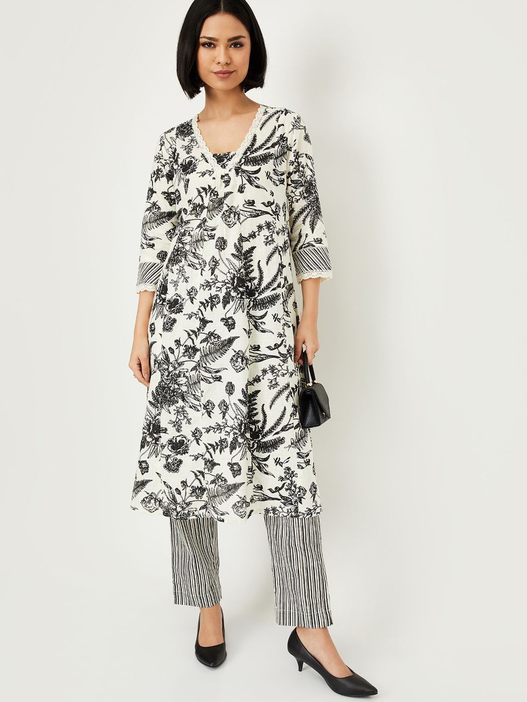 

max Floral Printed V Neck Kurta With Trousers, Off white