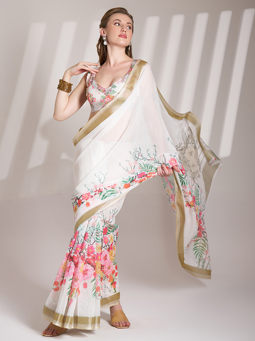 

Mitera Floral Zari Linen Blend Saree, White
