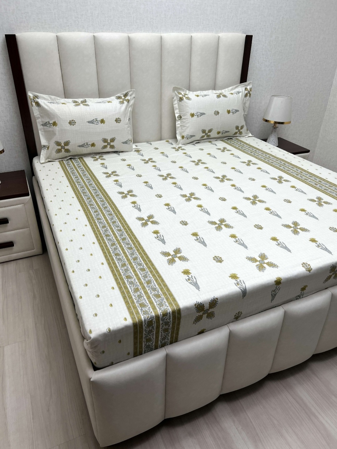 

Pure Decor Beige & White Floral Queen Bedsheet with 2 Pillow Covers