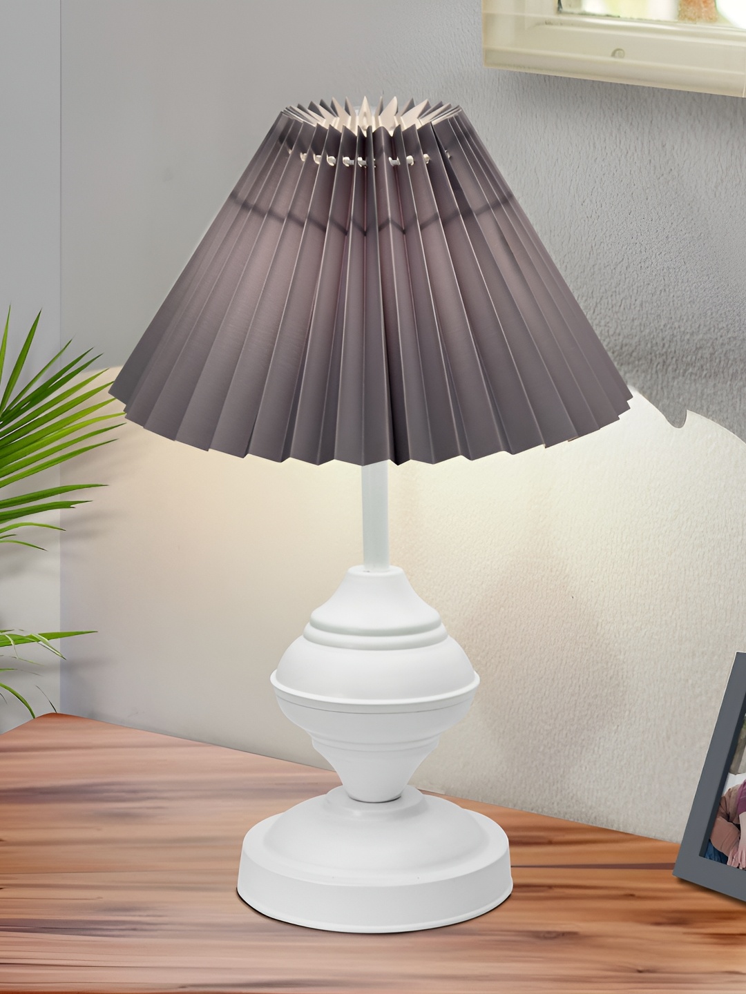 

Homesake Grey Metal Industrial Frusturical Shaped Table Lamp