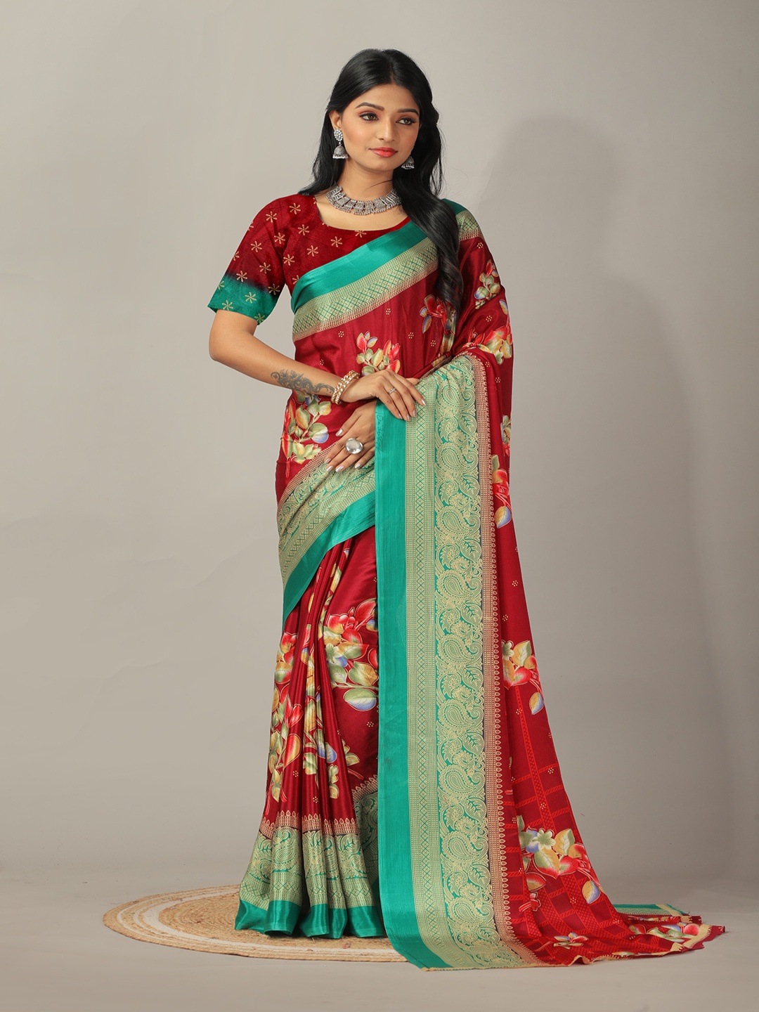 

A.V.M. SILK MILLS Floral Pure Crepe Saree, Maroon