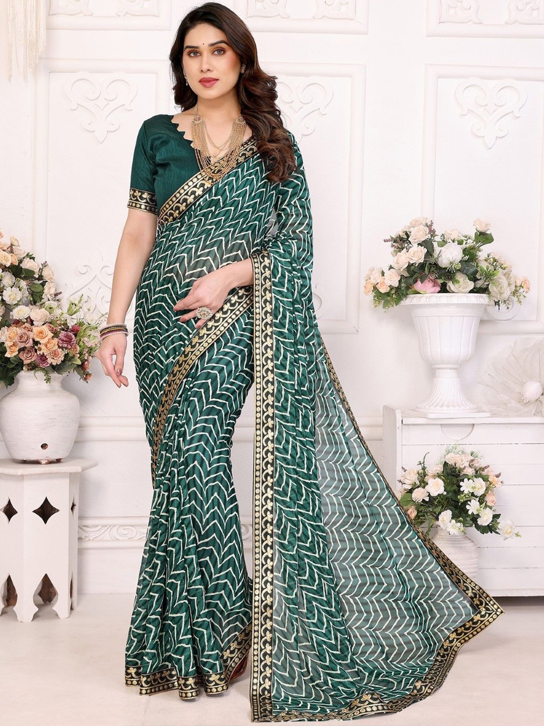 

KALINI Patchwork Poly Georgette Saree, Green