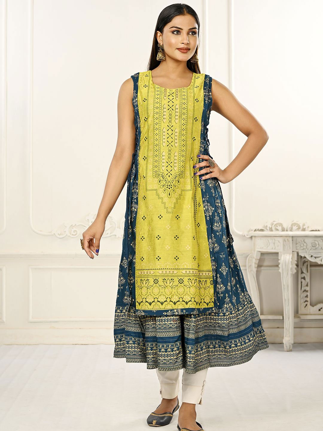 

Krimmple Women Ethnic Motifs Printed Kurta, Green