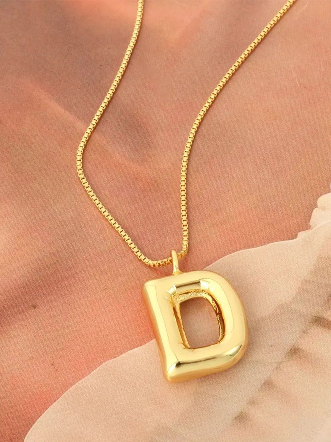 

DressBerry Gold-Plated Contemporary Shaped Pendants With Chains