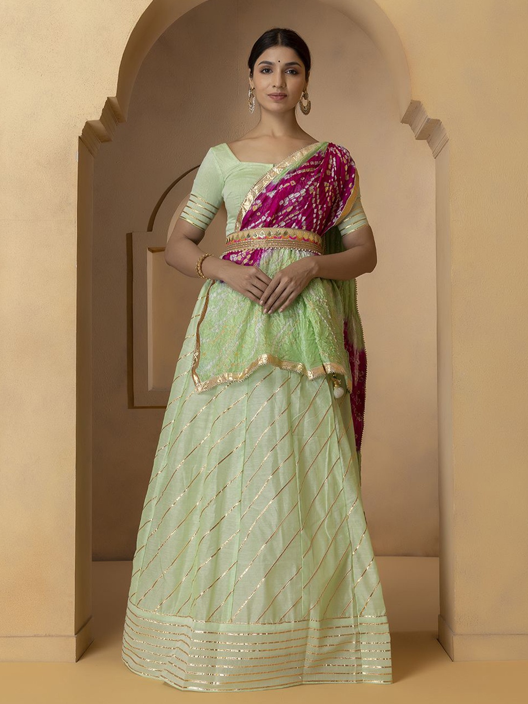 

Geroo Luxe Ready to Wear Lehenga & Unstitched Blouse With Dupatta, Green